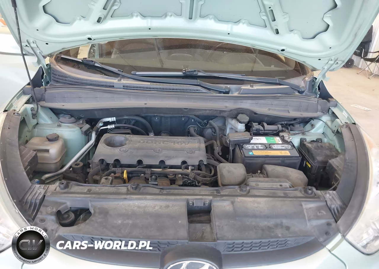 2010 Hyundai Tucson Gls VIN:KM8JUCAC8AU061217 - 10