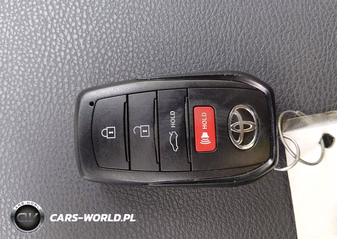 2026 Toyota Camry Xle VIN:4T1DBADK3TU555191 - 11