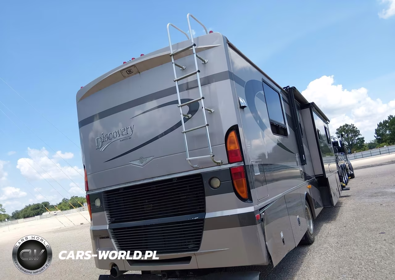 2004 Freightliner Chassis X Line Motor Home VIN:4UZAAHDC84CM96766 - 4