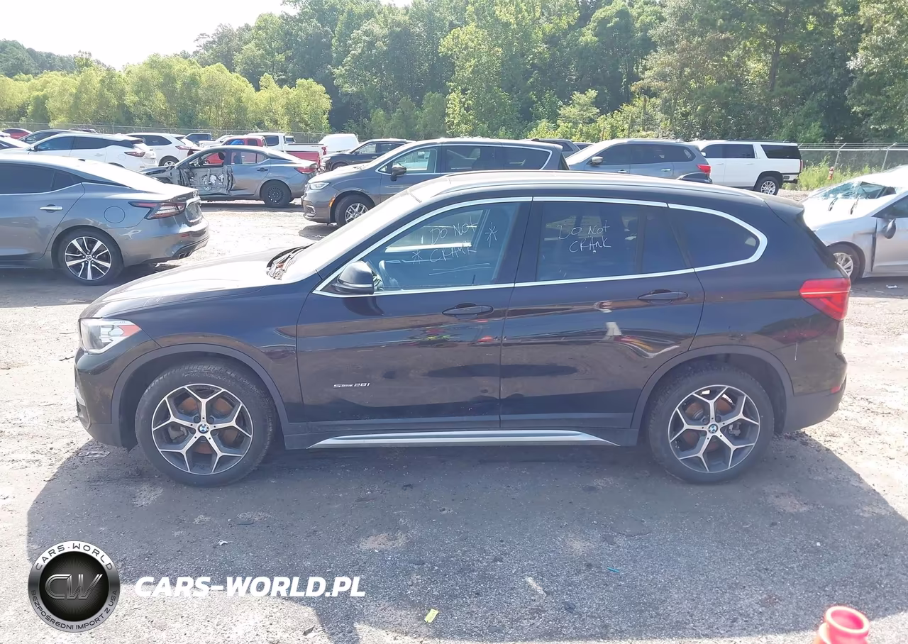 2018 BMW X1 Sdrive28I VIN:WBXHU7C31J5H41225 - 14