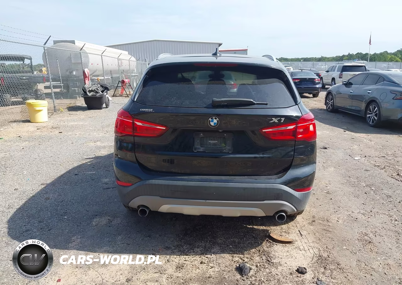 2018 BMW X1 Sdrive28I VIN:WBXHU7C31J5H41225 - 16
