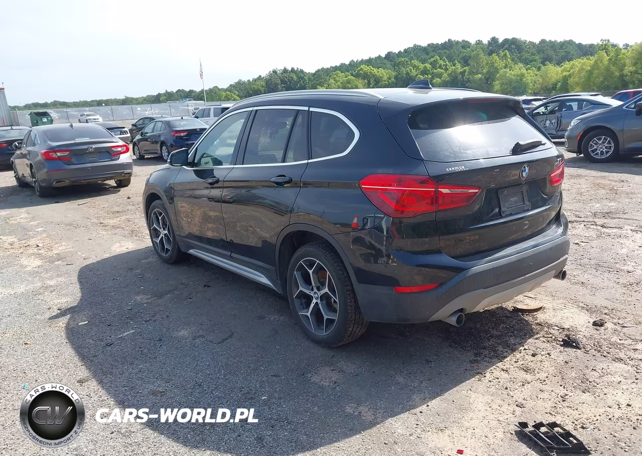 2018 BMW X1 Sdrive28I VIN:WBXHU7C31J5H41225 - 3
