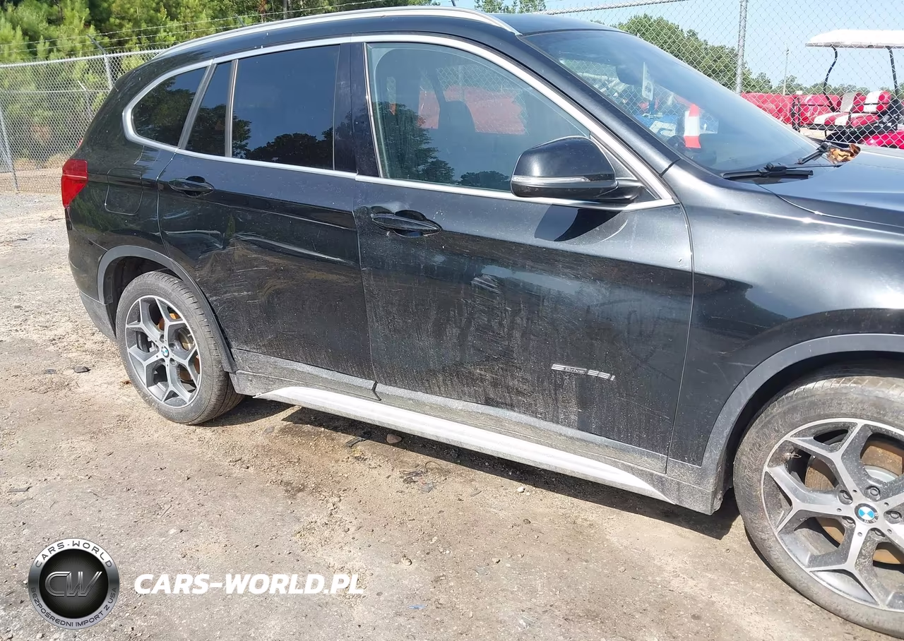2018 BMW X1 Sdrive28I VIN:WBXHU7C31J5H41225 - 6