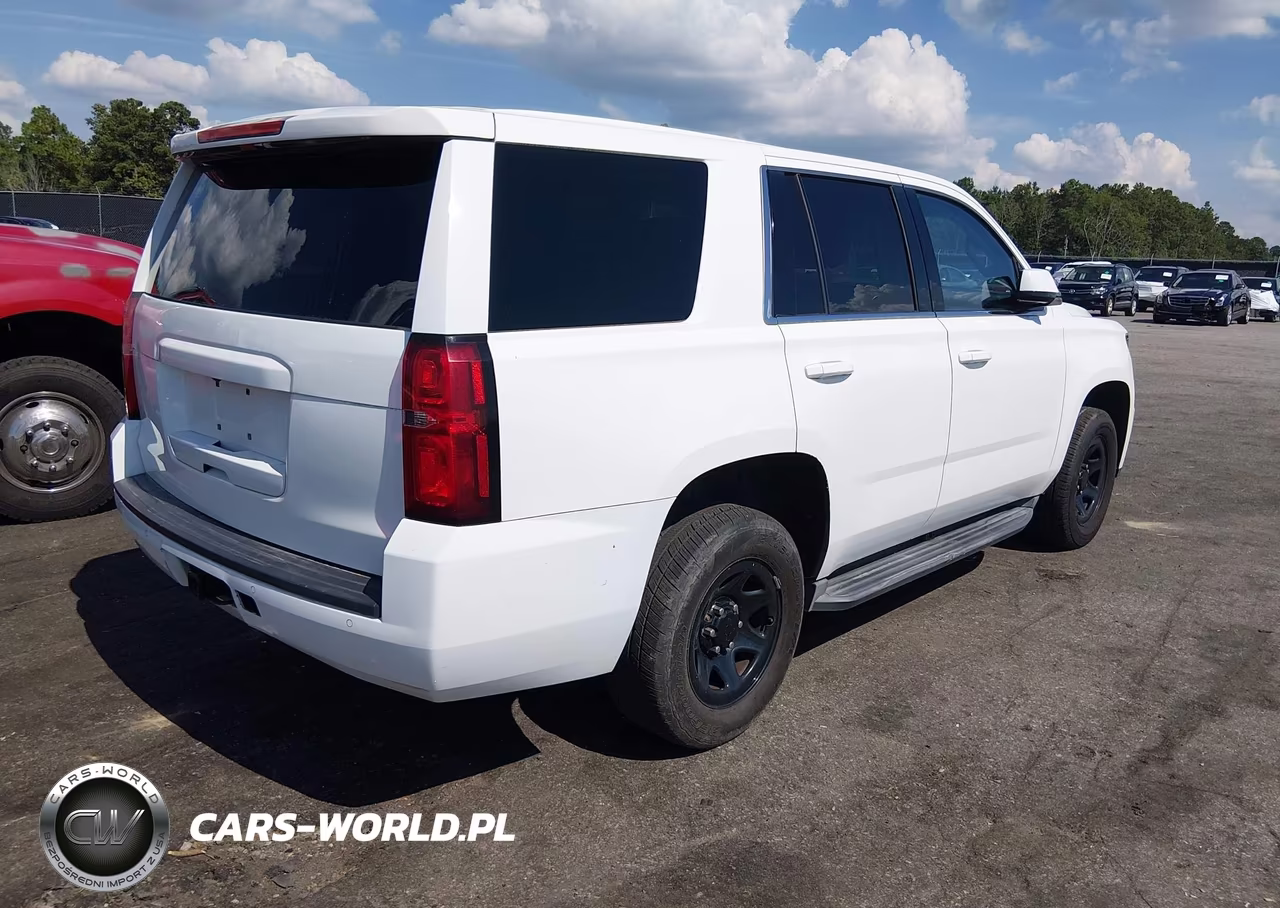 2015 Chevrolet Tahoe Commercial VIN:1GNLC2EC9FR717222 - 4
