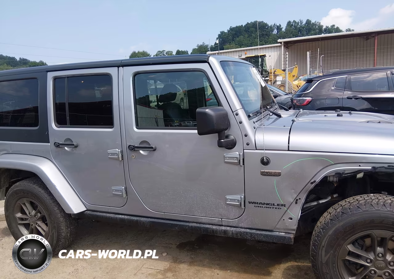 2016 Jeep Wrangler Unlimited 75Th Anniversary VIN:1C4HJWEG3GL244680 - 13