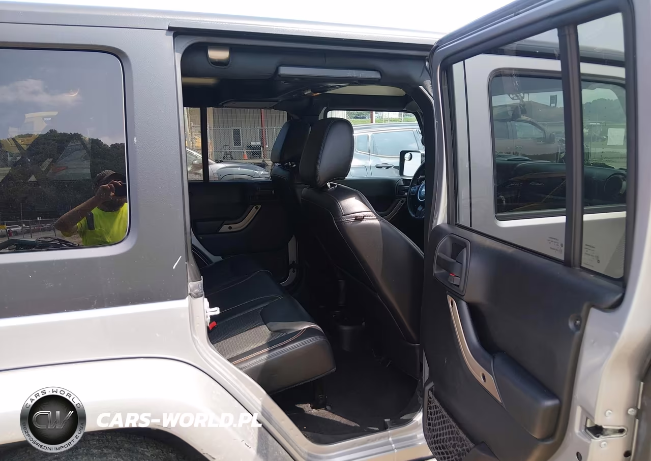 2016 Jeep Wrangler Unlimited 75Th Anniversary VIN:1C4HJWEG3GL244680 - 8