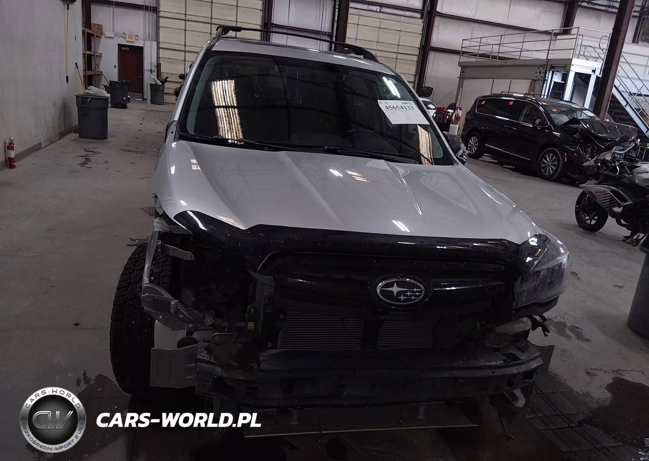 2018 Subaru Forester 2.5I Premium VIN:JF2SJAGC1JH504122 - 13