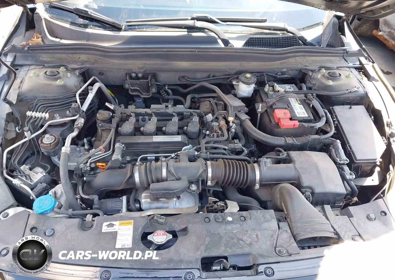 2018 Honda Accord Sport VIN:1HGCV1F3XJA158512 - 10