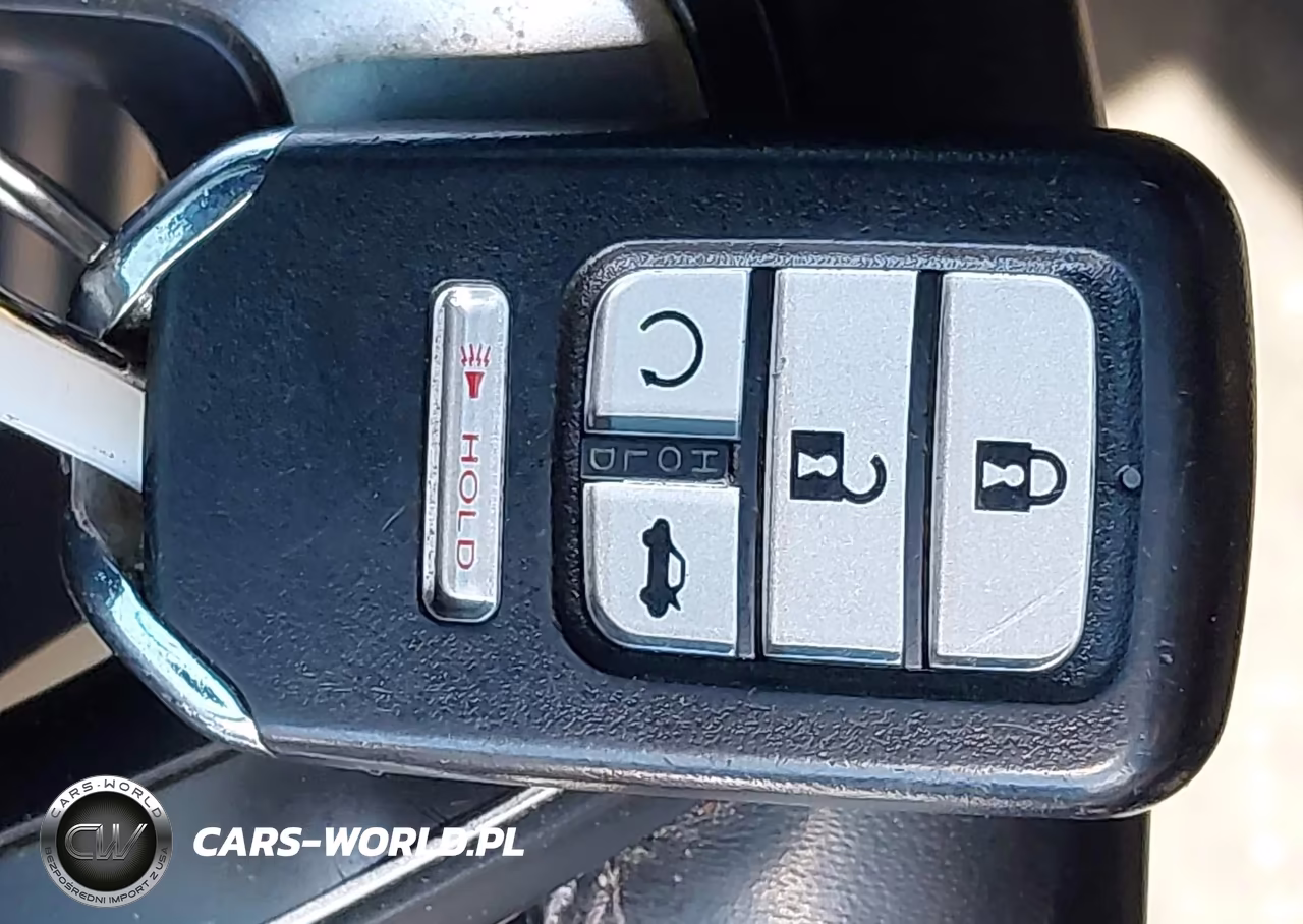 2018 Honda Accord Sport VIN:1HGCV1F3XJA158512 - 11