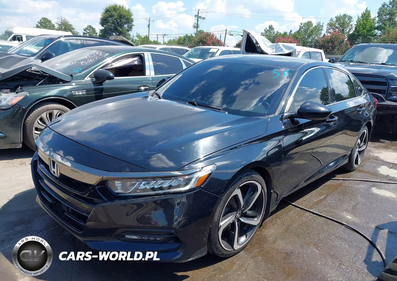 2018 Honda Accord Sport VIN:1HGCV1F3XJA158512 - 2