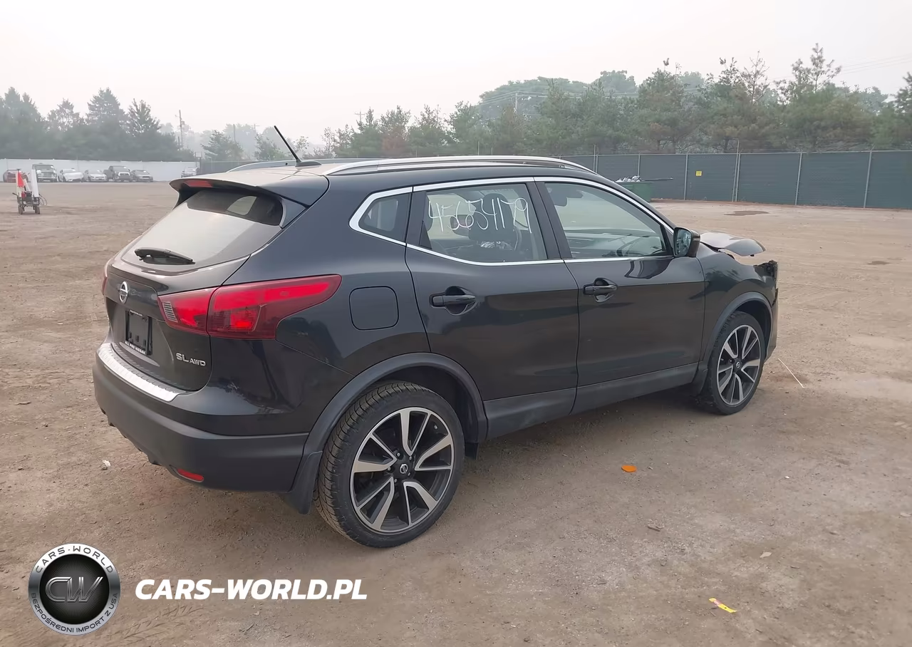 2018 Nissan Rogue Sport Sl VIN:JN1BJ1CR1JW206855 - 4
