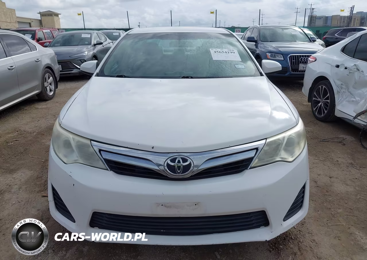 2014 Toyota Camry Le VIN:4T4BF1FK6ER366438 - 13