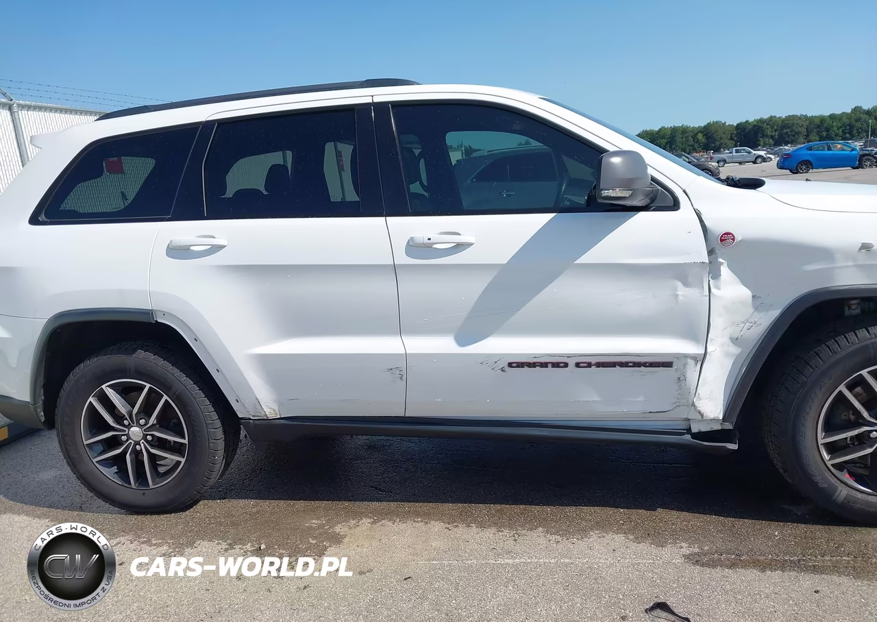 2017 Jeep Grand Cherokee Trailhawk VIN:1C4RJFLG1HC601637 - 6