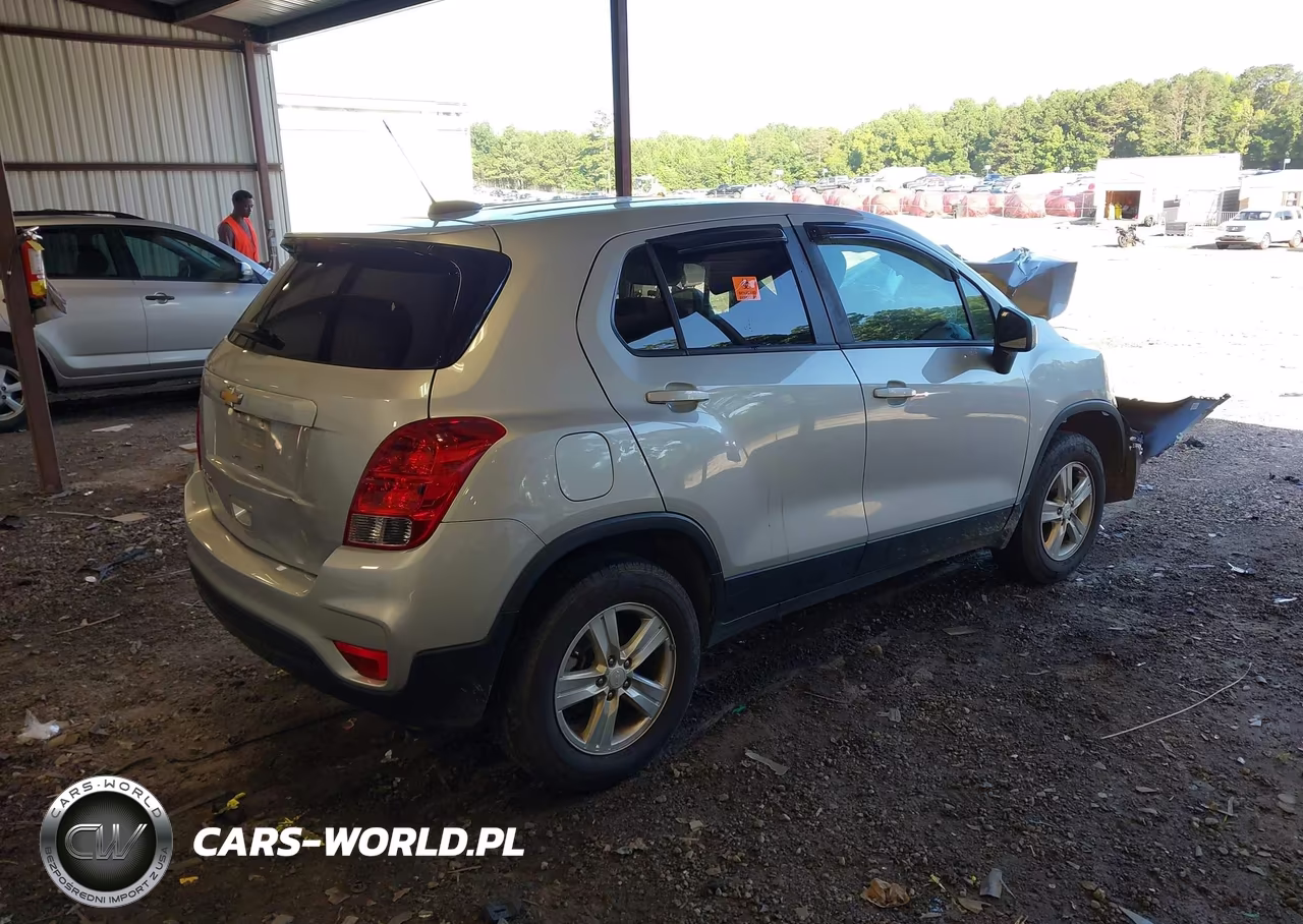 2022 Chevrolet Trax Awd Ls VIN:KL7CJNSM9NB542908 - 4