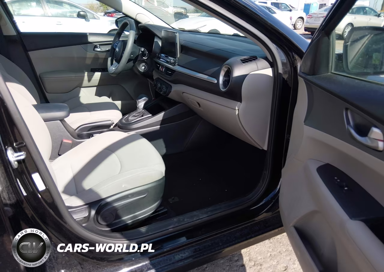 2021 Kia Forte Lxs VIN:3KPF24AD1ME298892 - 5