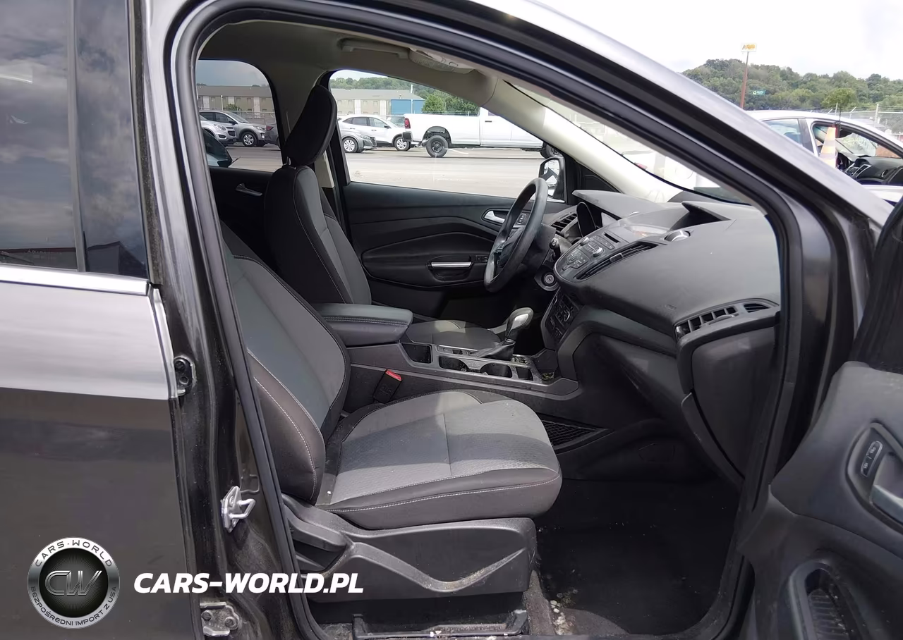 2018 Ford Escape Se VIN:1FMCU0GDXJUC31228 - 5