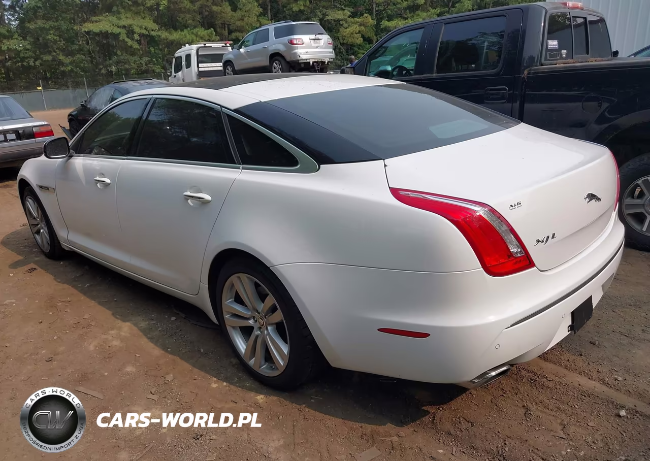 2012 Jaguar Xj Xjl Portfolio VIN:SAJWA2GB9CLV32278 - 3