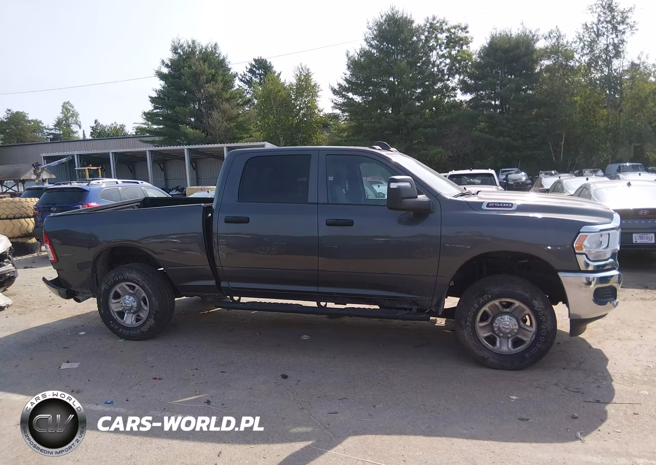 2024 Ram 2500 Tradesman 4X4 6'4 Box VIN:3C6UR5CJ9RG367651 - 13