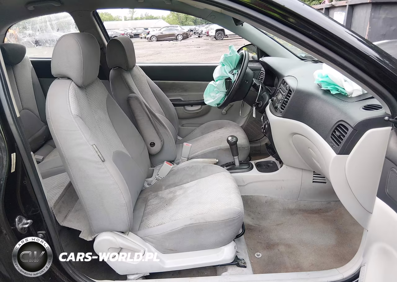 2007 Hyundai Accent Gs VIN:KMHCM36C47U039225 - 5