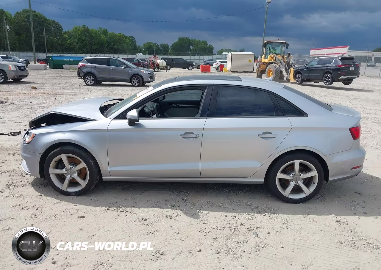 2015 Audi A3 2.0T Premium VIN:WAUBFGFFXF1040114 - 14