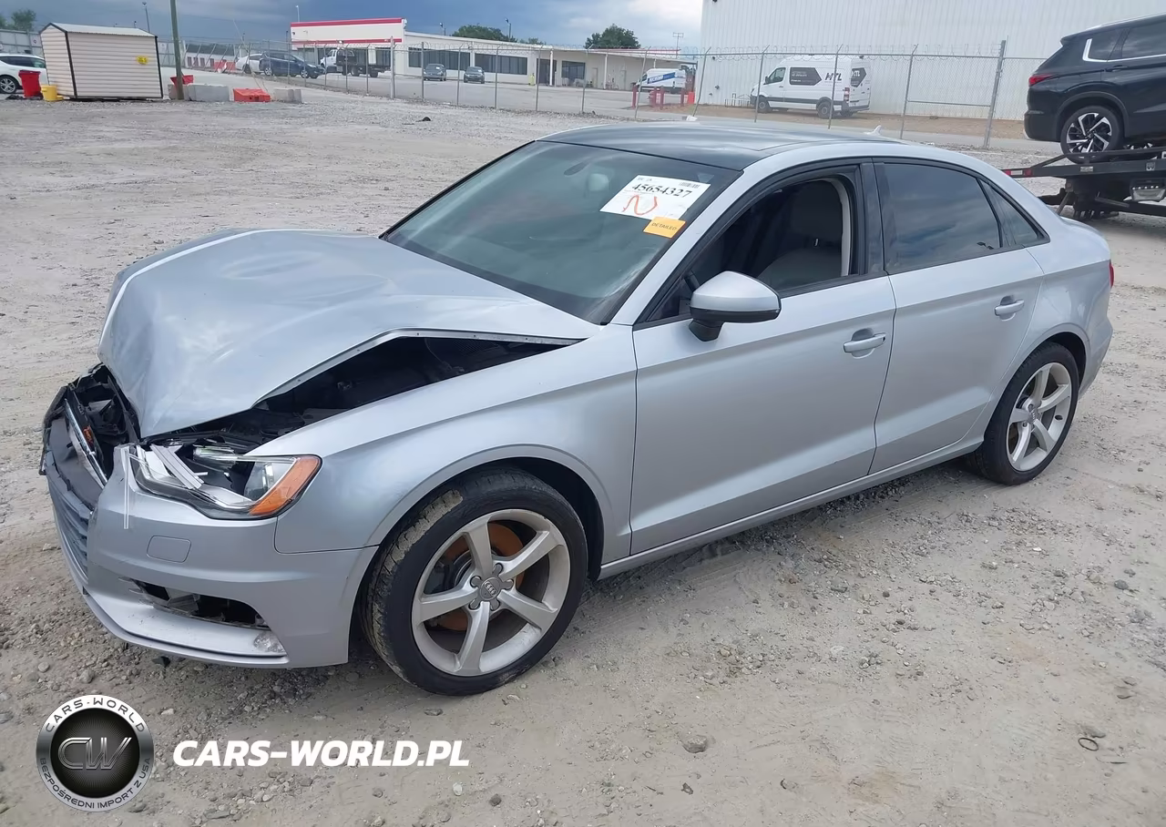 2015 Audi A3 2.0T Premium VIN:WAUBFGFFXF1040114 - 2