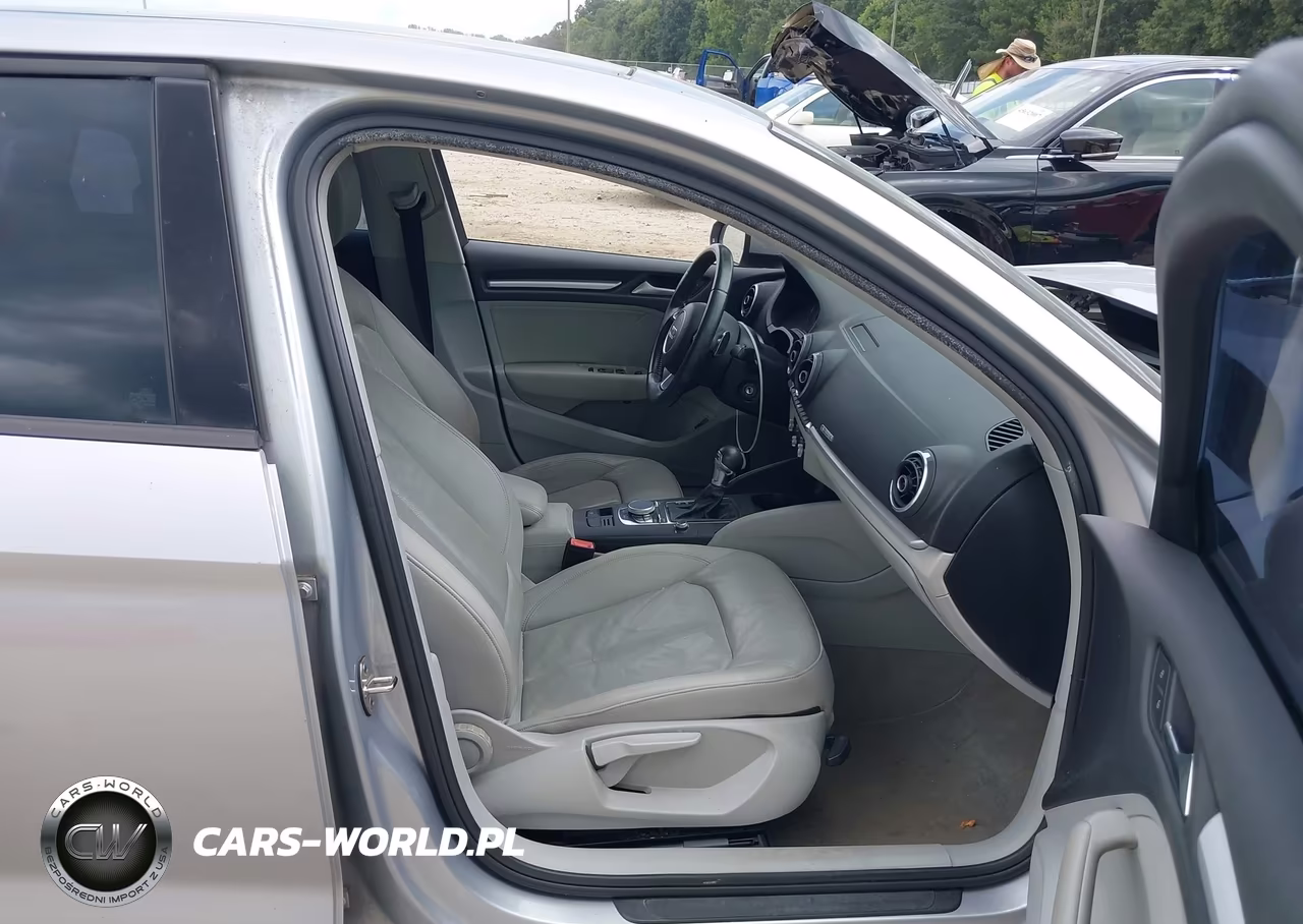 2015 Audi A3 2.0T Premium VIN:WAUBFGFFXF1040114 - 5