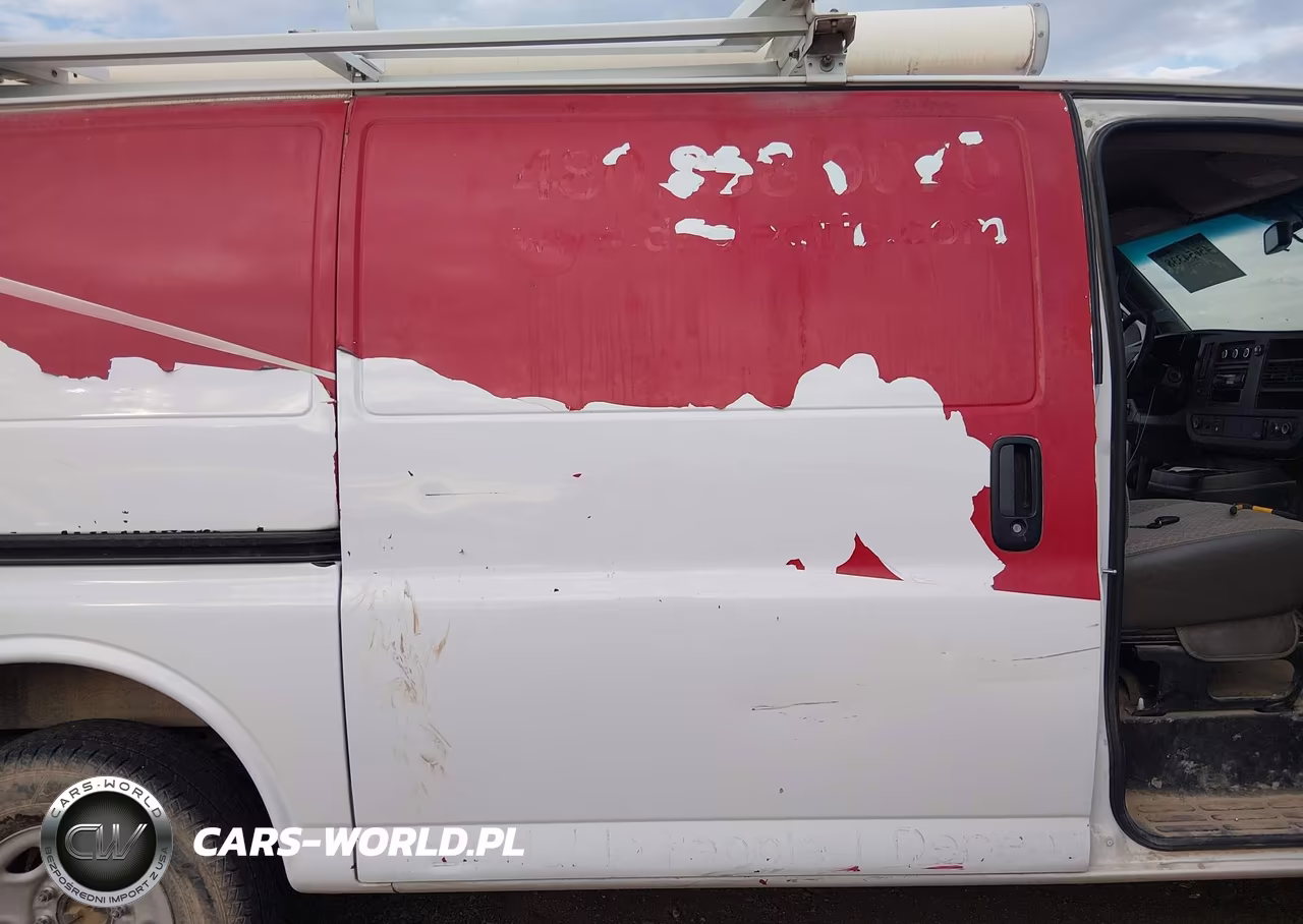 2016 Chevrolet Express 2500 Work Van VIN:1GCWGAFF3G1298412 - 8