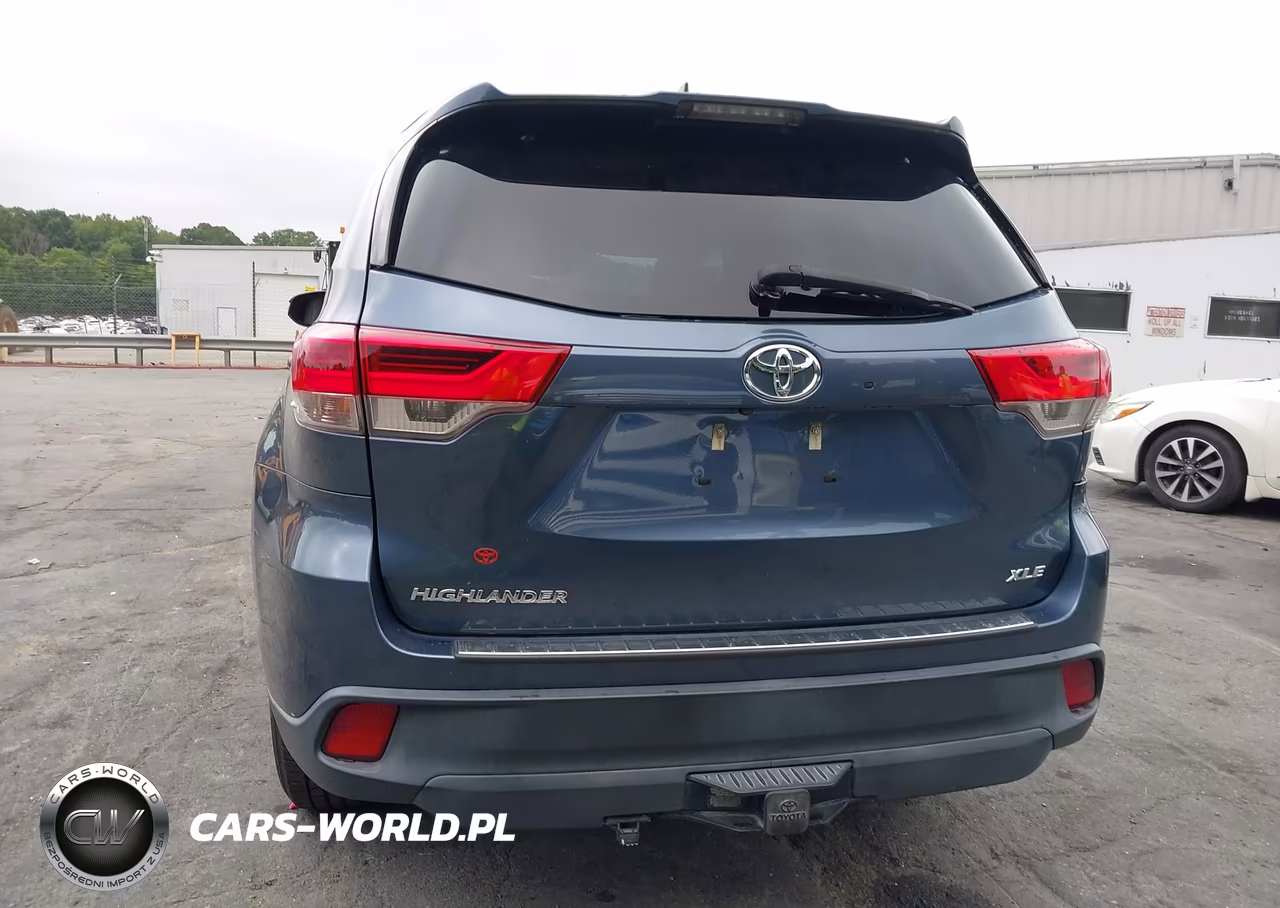 2017 Toyota Highlander Xle VIN:5TDKZRFH5HS525791 - 16