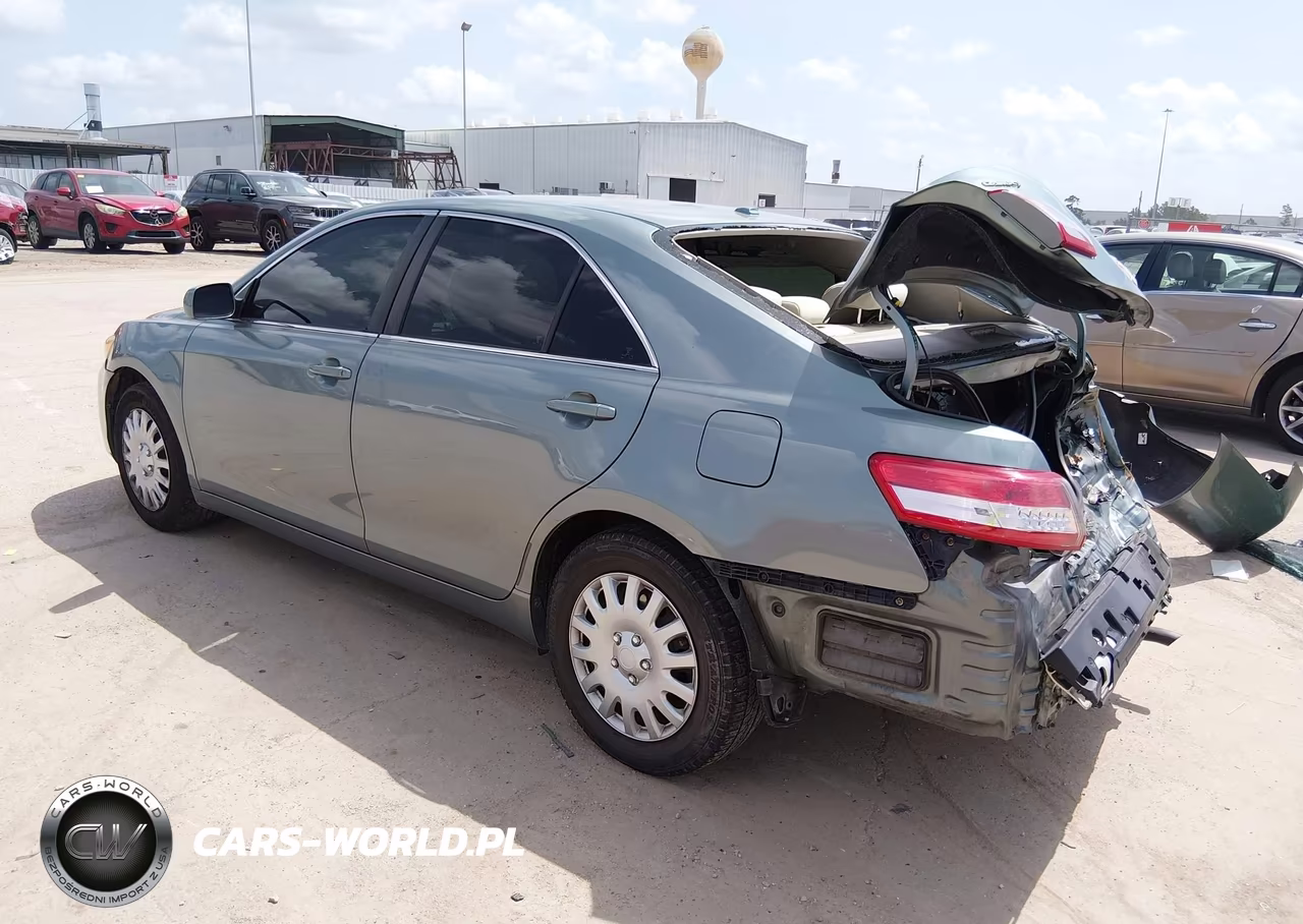 TOYOTA CAMRY VIN:4T1BF3EK9AU550113 - 3