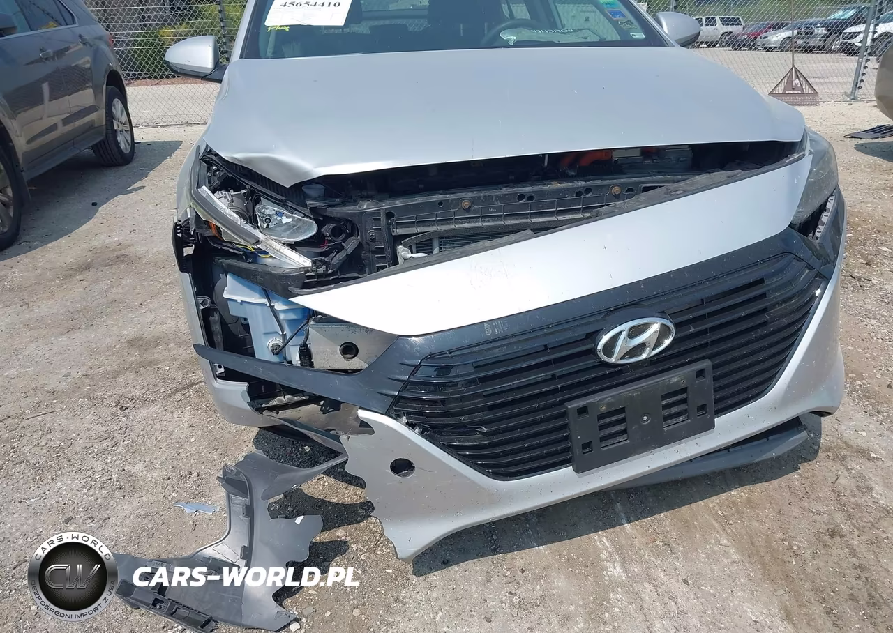 2018 Hyundai Ioniq Hybrid Blue VIN:KMHC65LC2JU072693 - 6