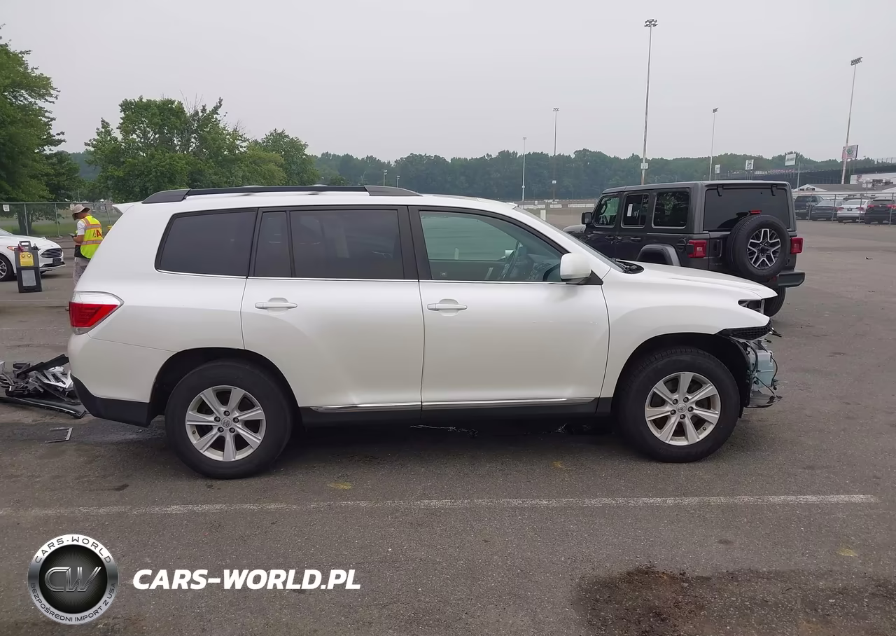 2013 Toyota Highlander Se V6 VIN:5TDBK3EH5DS257192 - 13