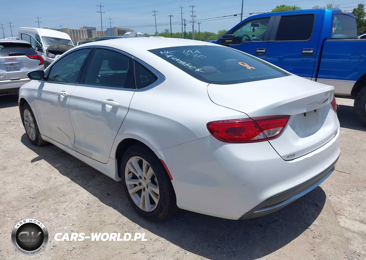 2015 Chrysler 200 Limited VIN:1C3CCCAB2FN589817 - 3