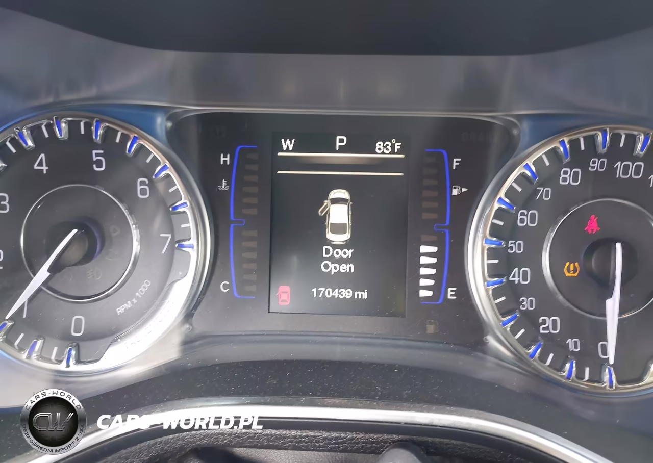 2015 Chrysler 200 Limited VIN:1C3CCCAB2FN589817 - 7