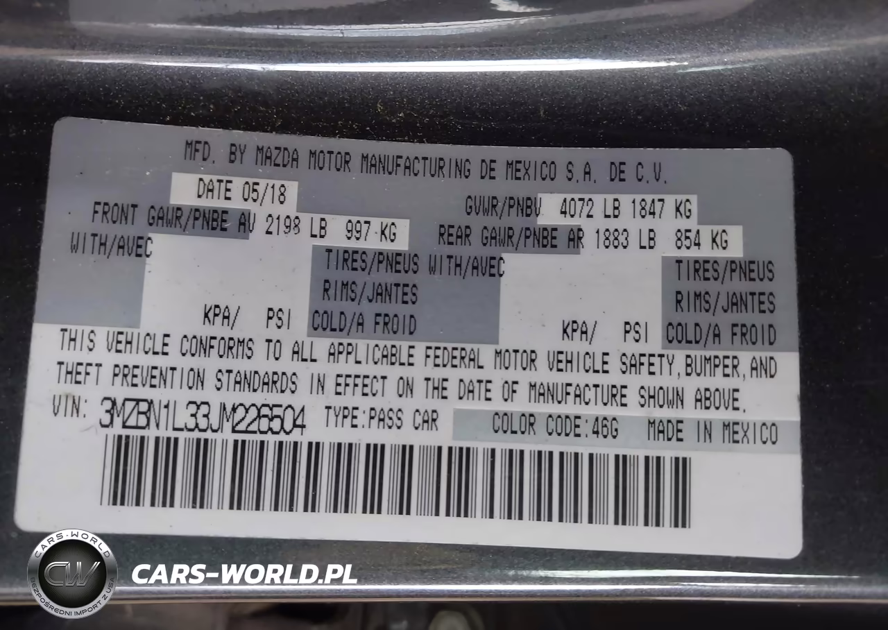 2018 Mazda Mazda3 Touring VIN:3MZBN1L33JM226504 - 9