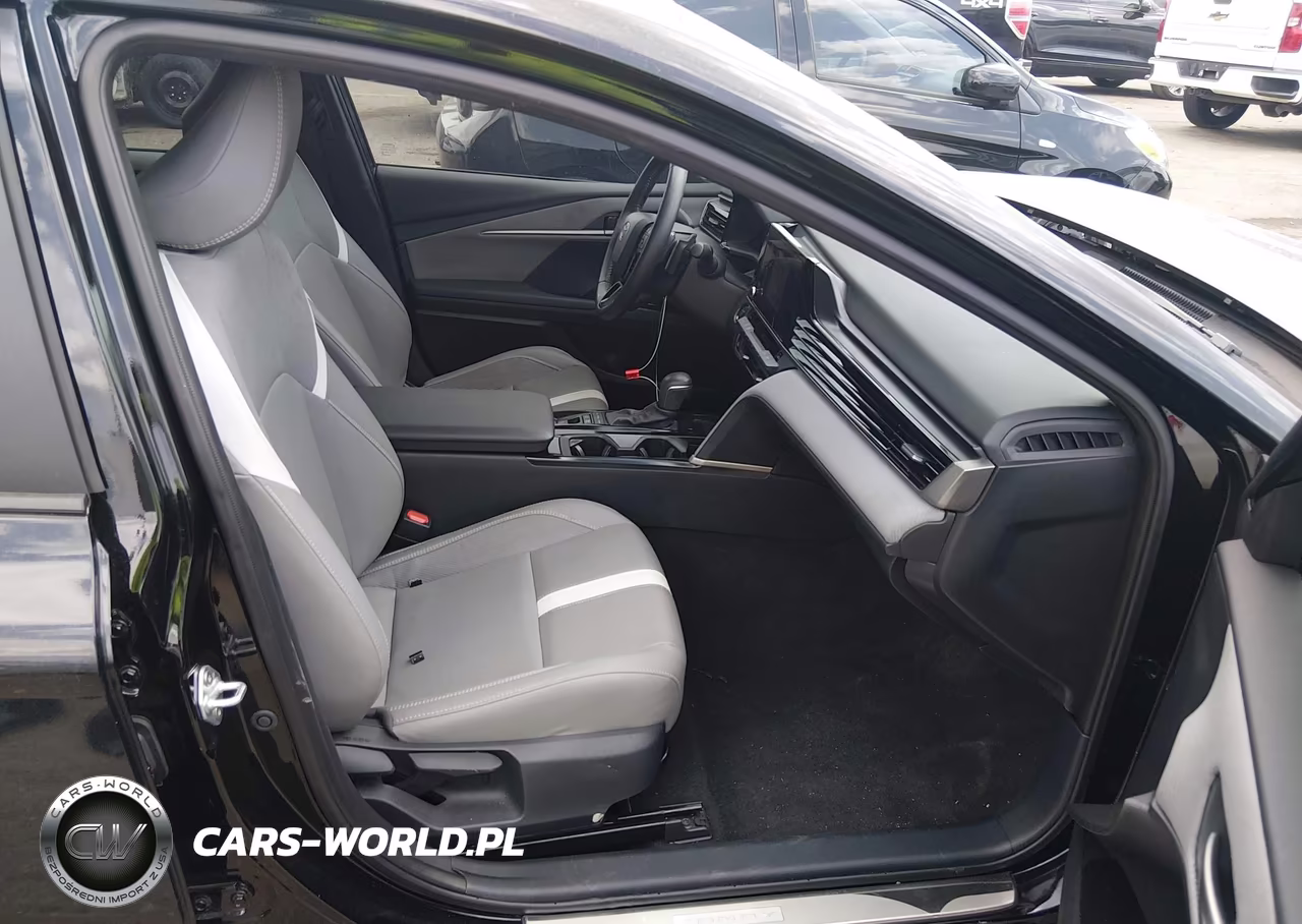 2025 Toyota Camry Se VIN:4T1DAACK0SU087021 - 5