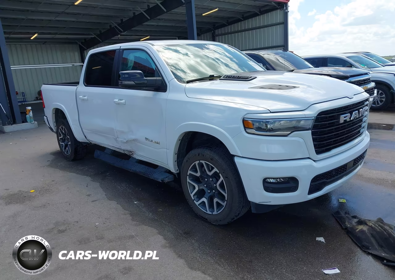 2025 Ram 1500 Laramie 4X4 5'7 Box – zdjęcie 1 z 17