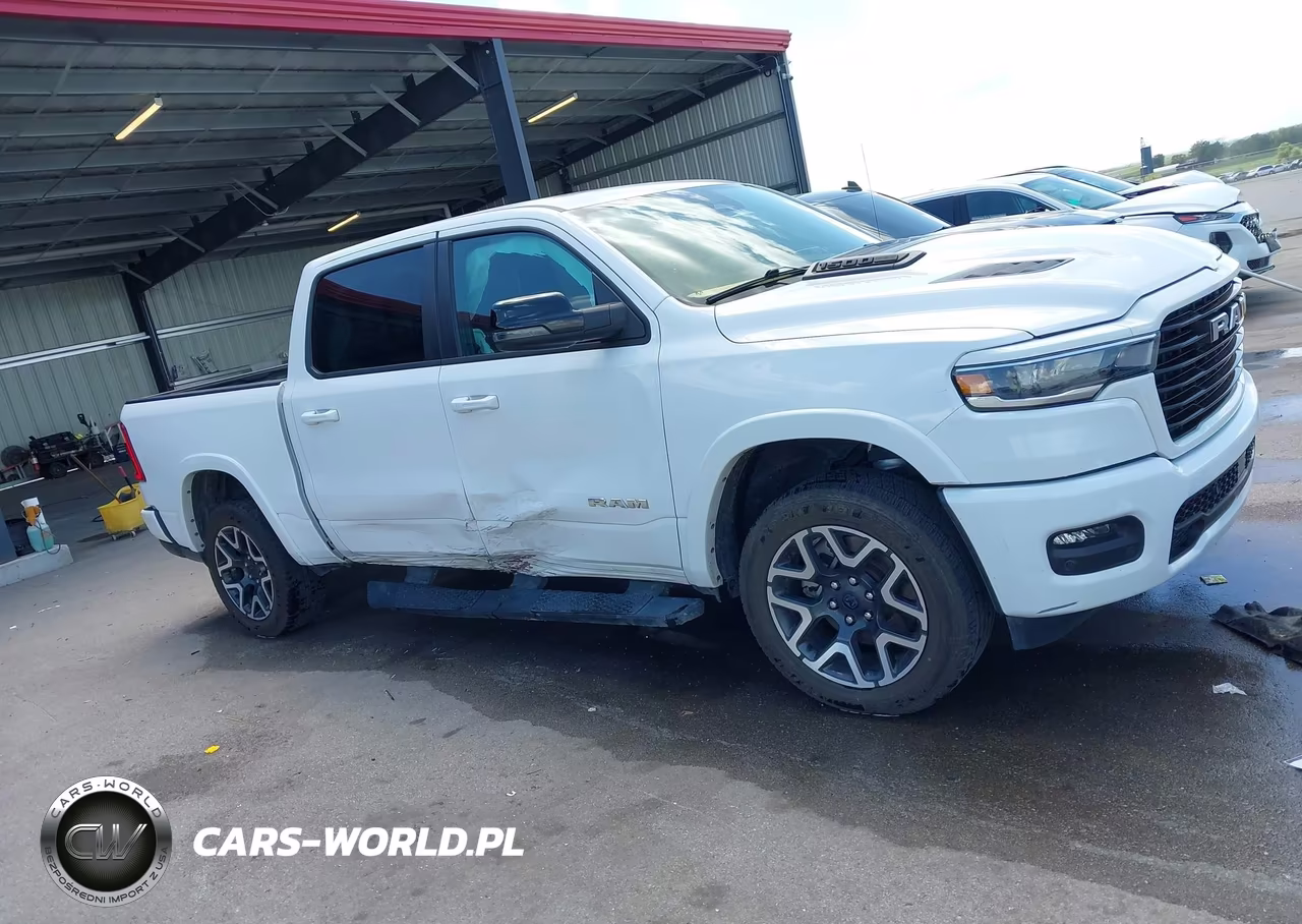 2025 Ram 1500 Laramie 4X4 5'7 Box VIN:1C6SRFJPXSN550123 - 13