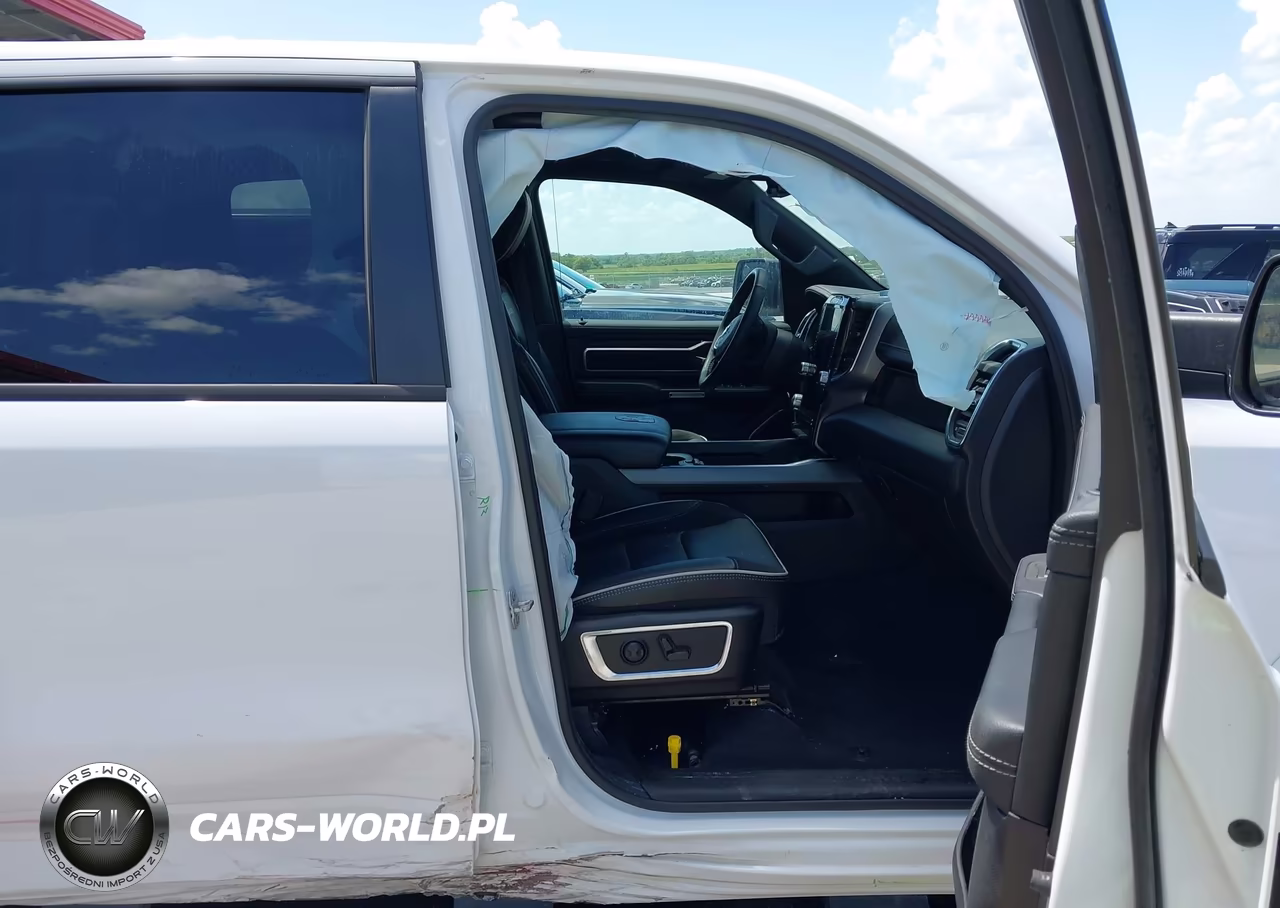 2025 Ram 1500 Laramie 4X4 5'7 Box VIN:1C6SRFJPXSN550123 - 5