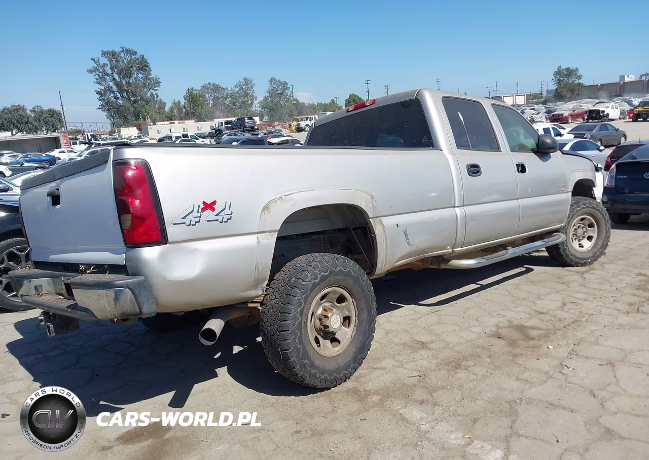 2005 Chevrolet Silverado 3500 Lt VIN:1GCHK33285F962675 - 4