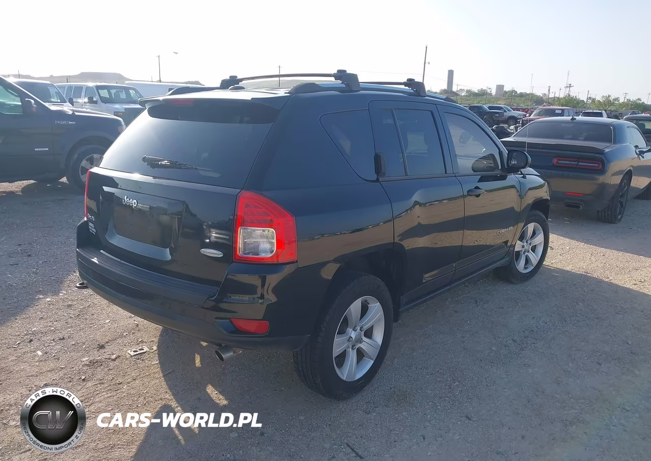 2013 Jeep Compass Latitude VIN:1C4NJDEB3DD280287 - 4