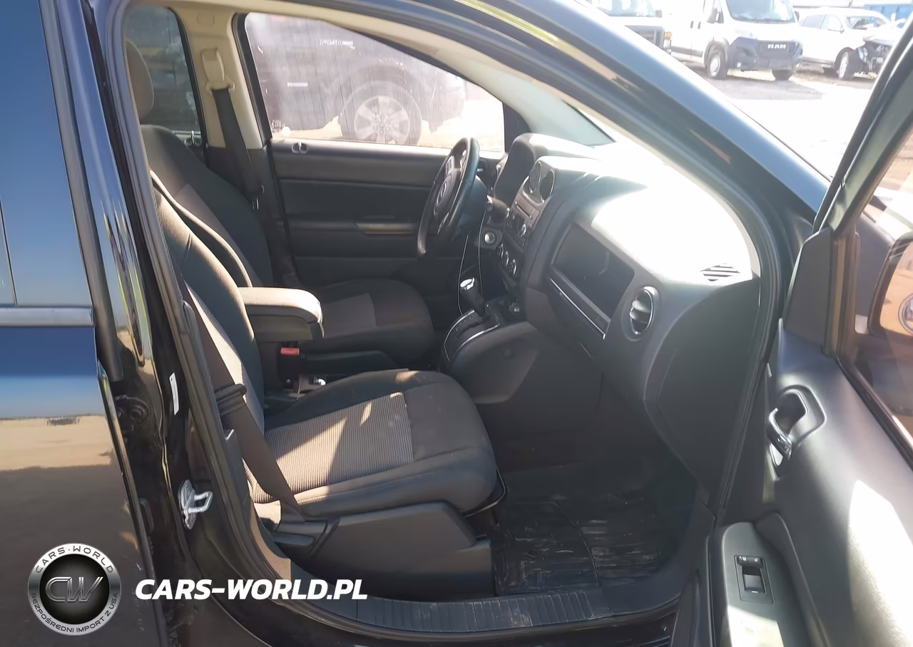 2013 Jeep Compass Latitude VIN:1C4NJDEB3DD280287 - 5