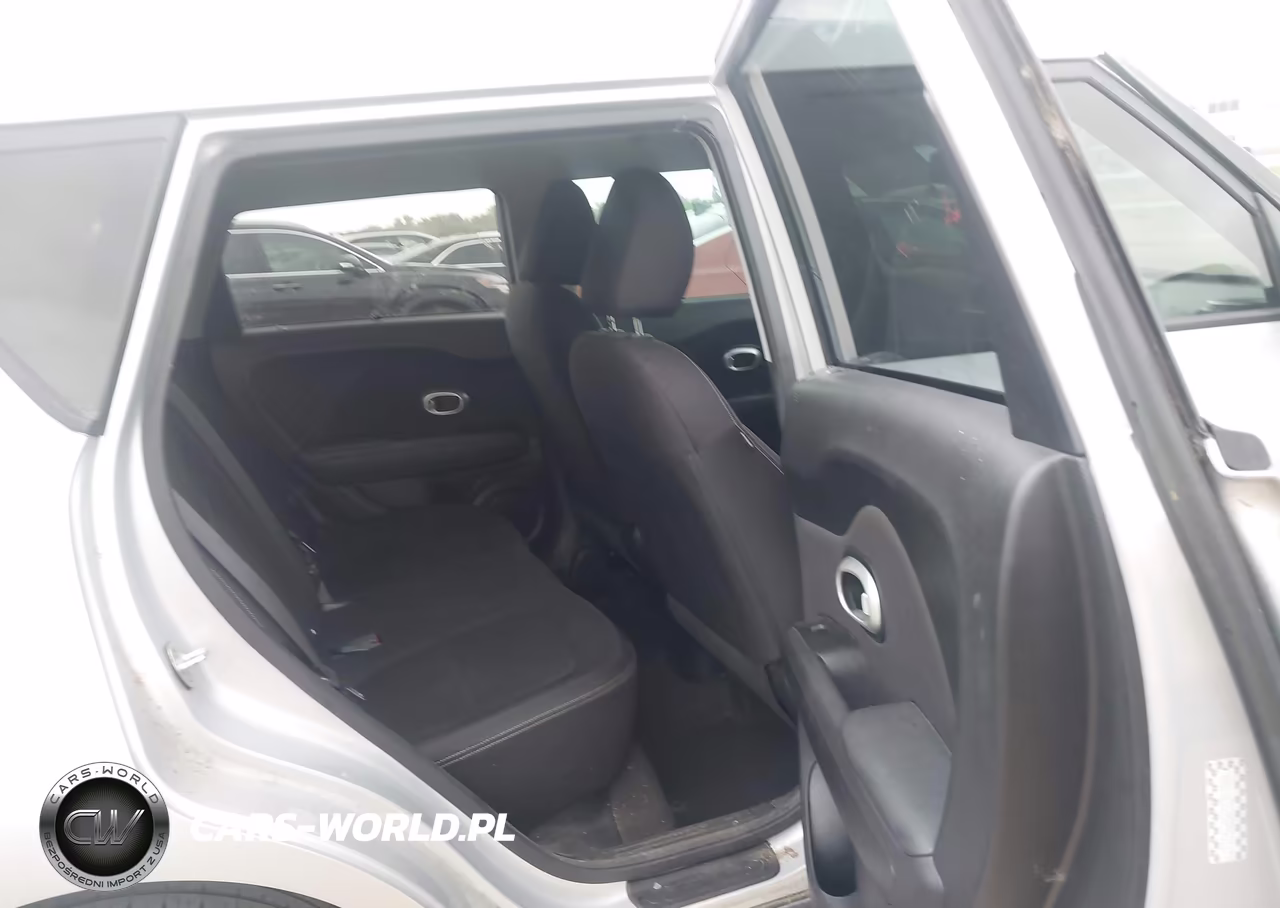 2016 Kia Soul VIN:KNDJN2A2XG7823117 - 8
