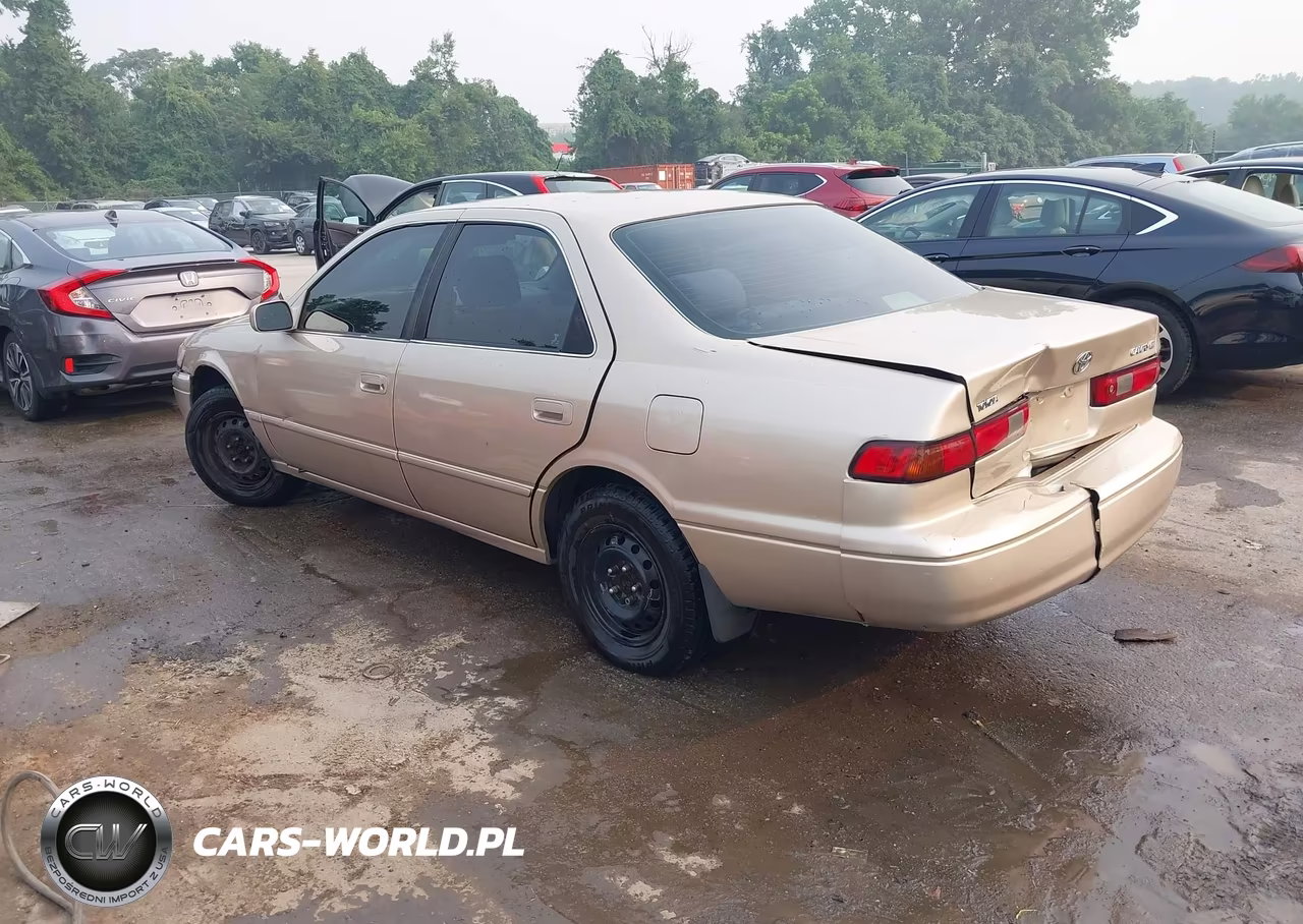 1997 Toyota Camry Le VIN:4T1BG22K0VU122769 - 3