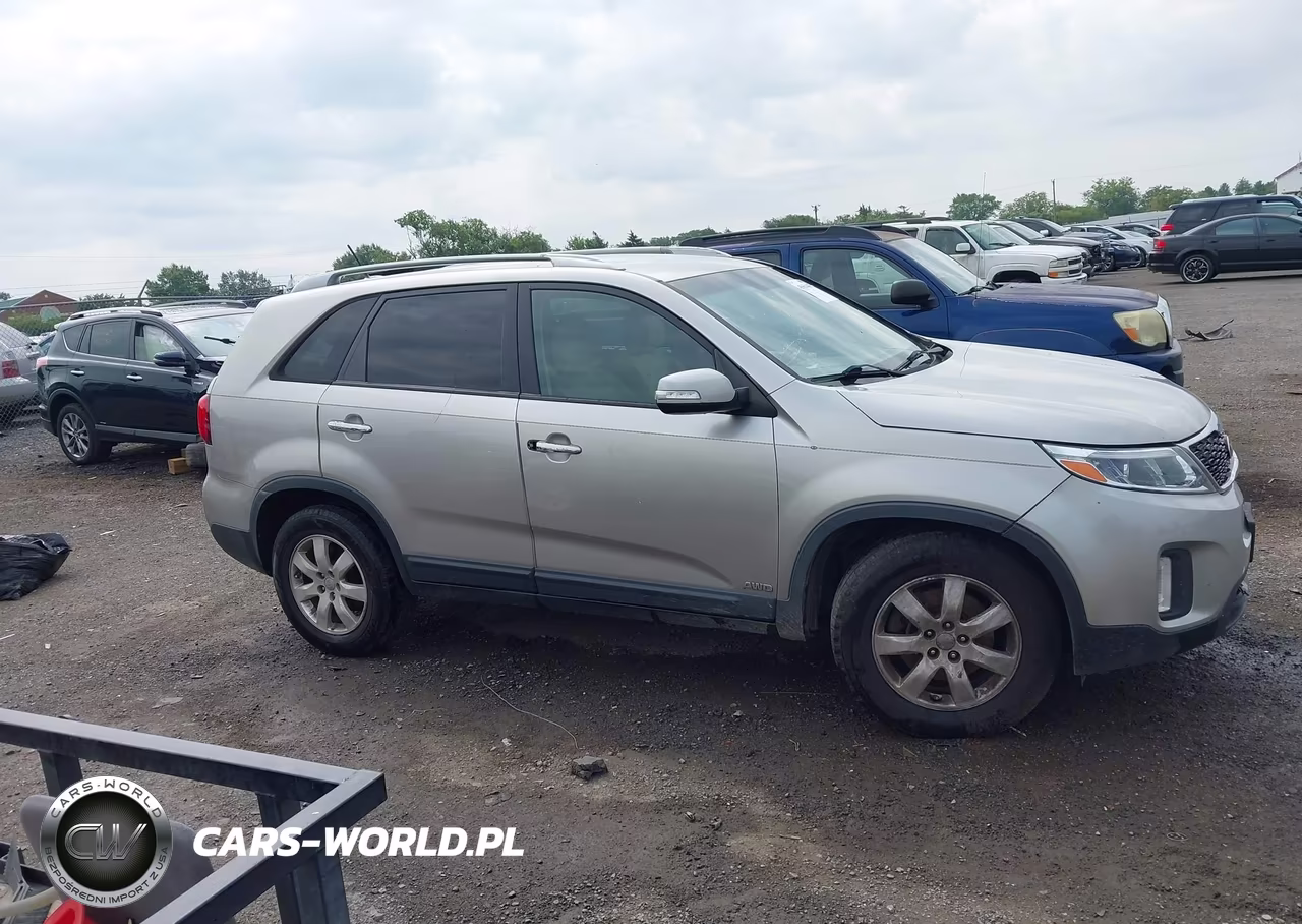 2014 Kia Sorento Lx V6 VIN:5XYKTDA76EG545897 - 13