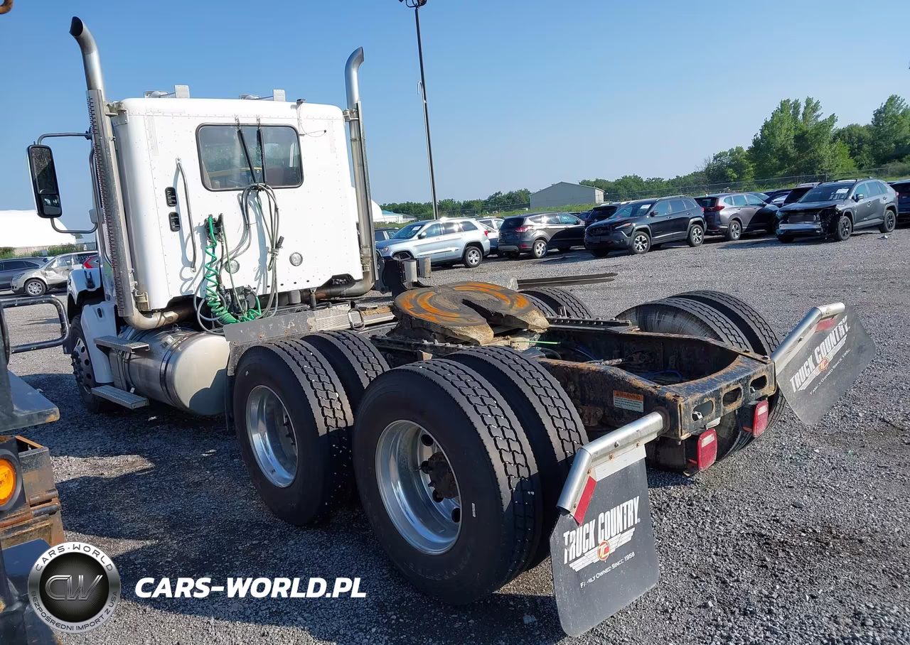 2023 Freightliner Sd122 VIN:3AKJGNDV5PDUR1520 - 3