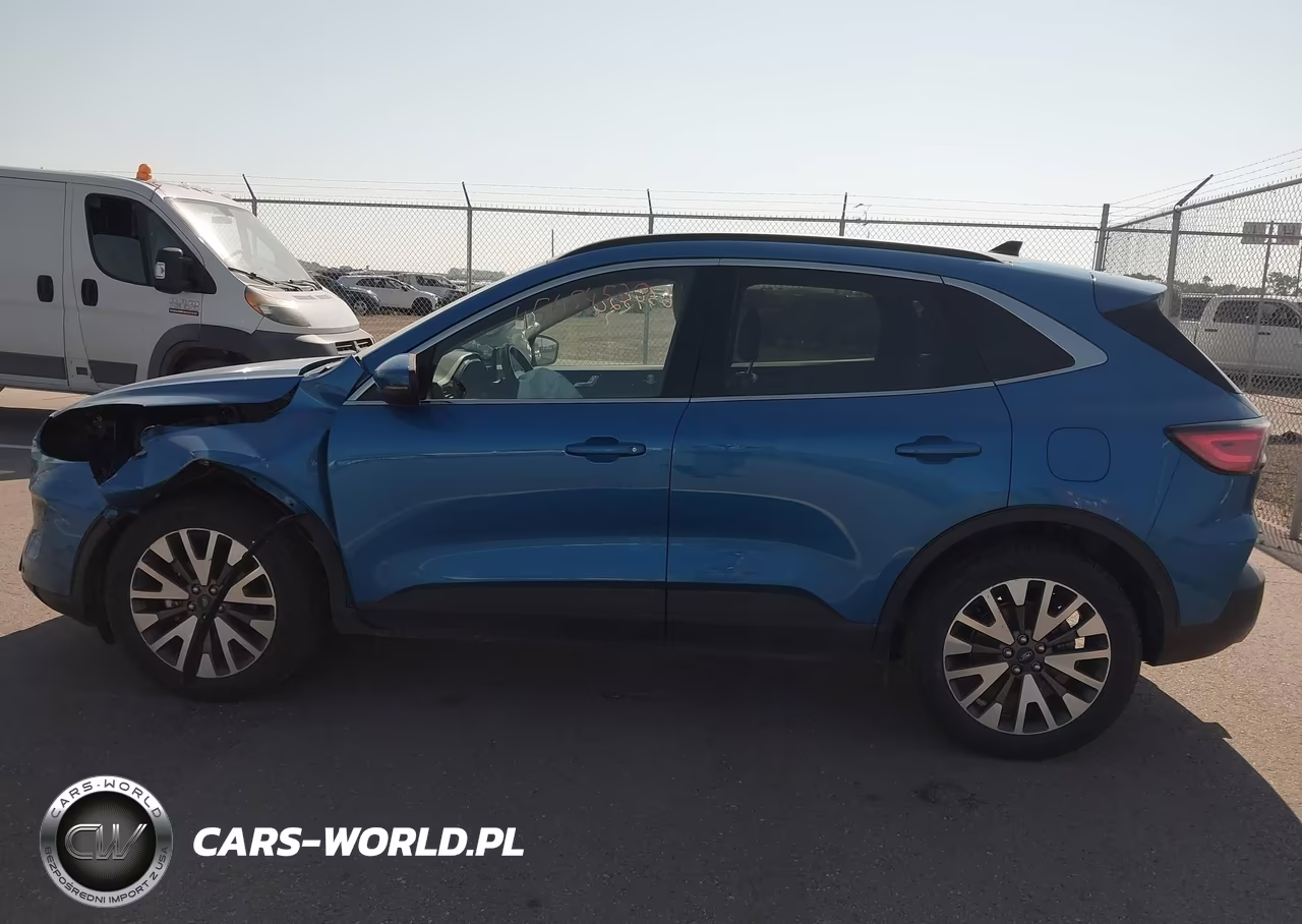 2020 Ford Escape Titanium VIN:1FMCU9J98LUA11050 - 15