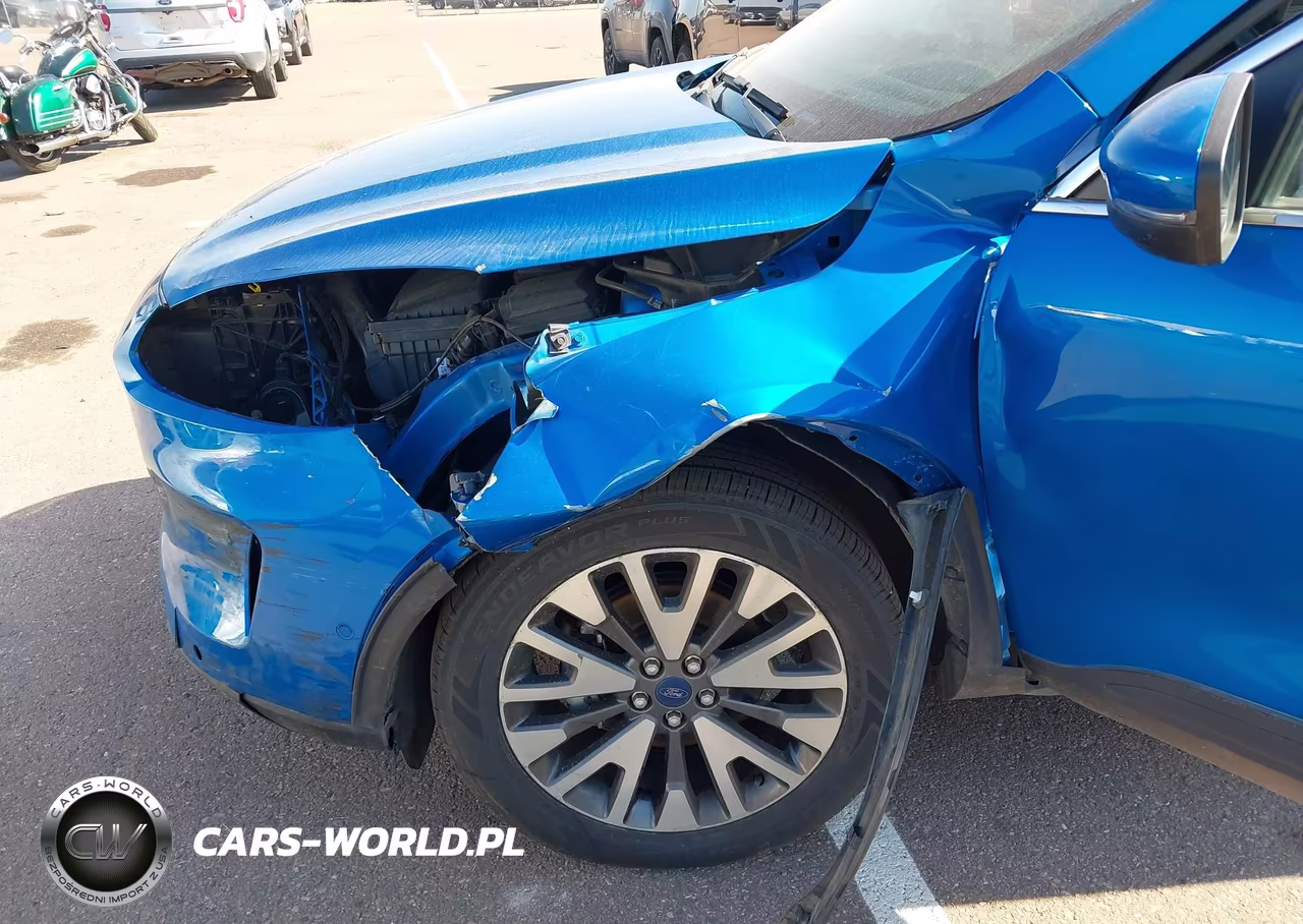 2020 Ford Escape Titanium VIN:1FMCU9J98LUA11050 - 6