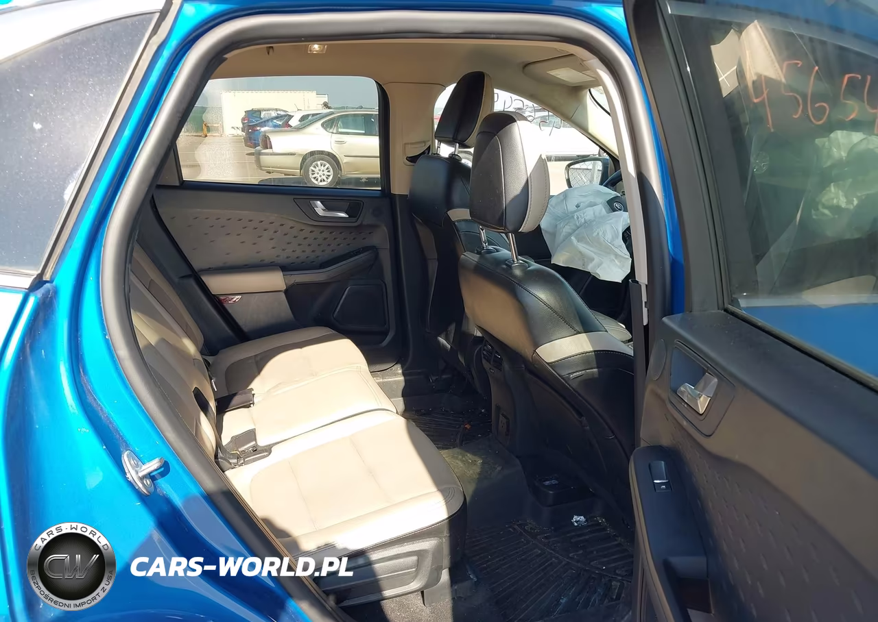 2020 Ford Escape Titanium VIN:1FMCU9J98LUA11050 - 8