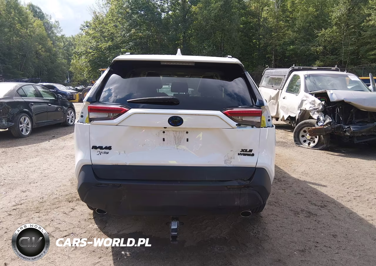 2021 Toyota Rav4 Hybrid Xle VIN:4T3RWRFV7MU044351 - 16