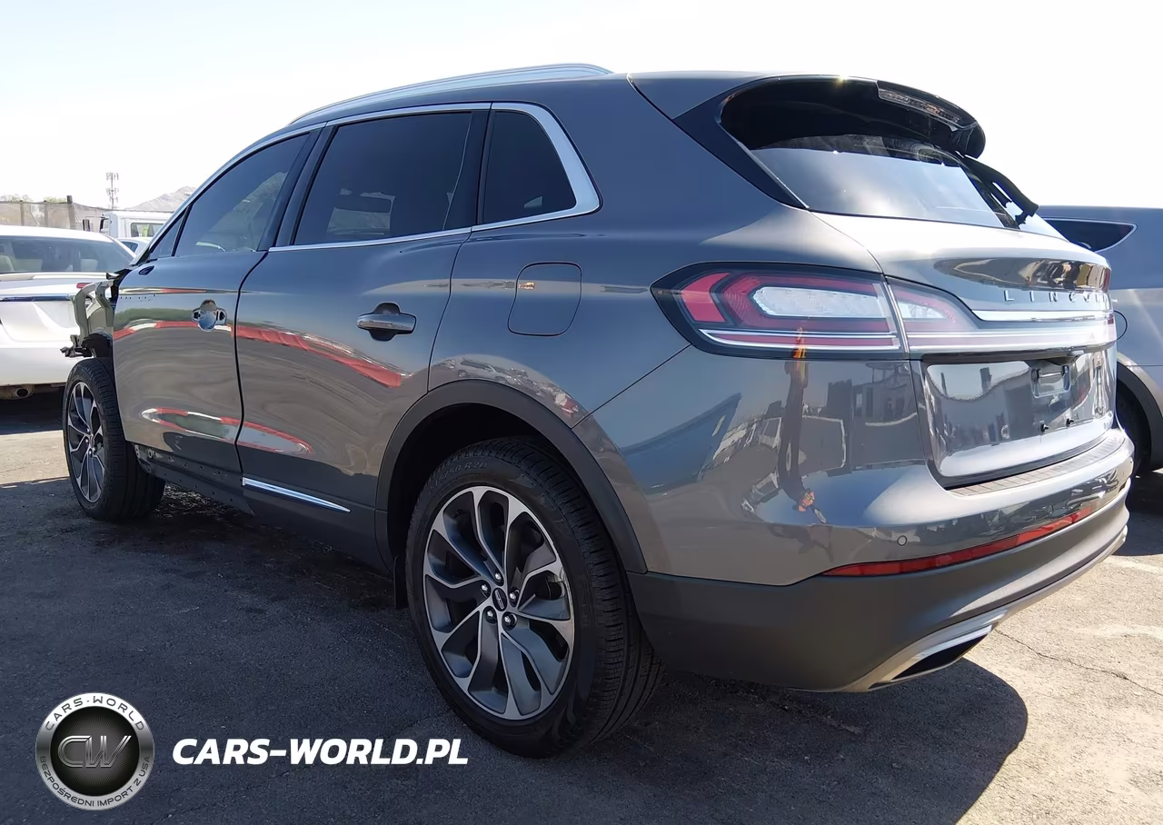 2023 Lincoln Nautilus Reserve VIN:2LMPJ8KP2PBL21521 - 3